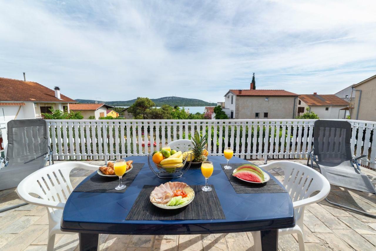 Apartments The Heart Of Croatia Pirovac Extérieur photo